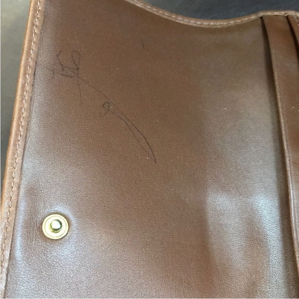 Coach Wallet View 5